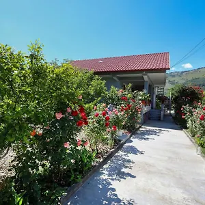 Vakantiehuis Samuela Cozy Retreat