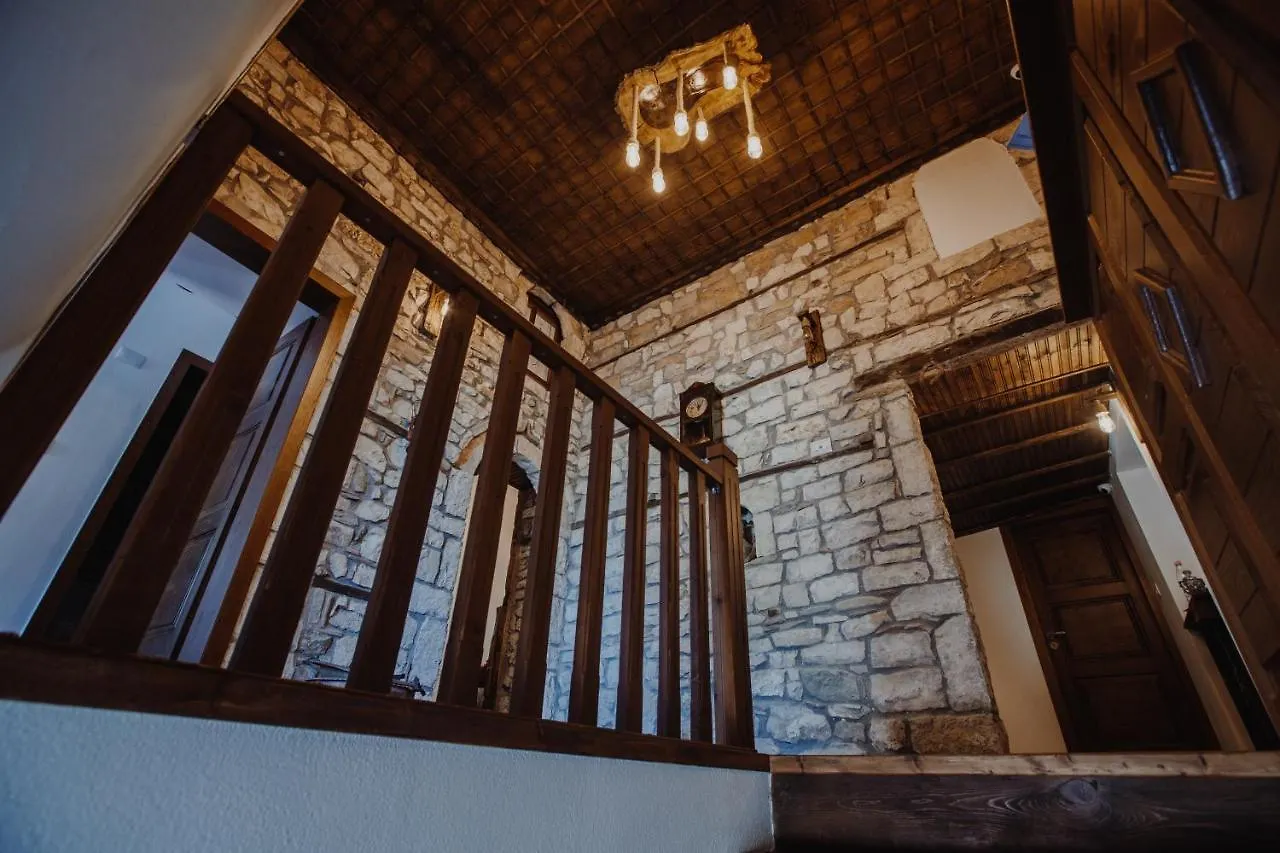 Tradita E Beratit Hotel Berat