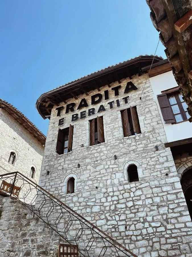 Tradita E Beratit Hotel Berat