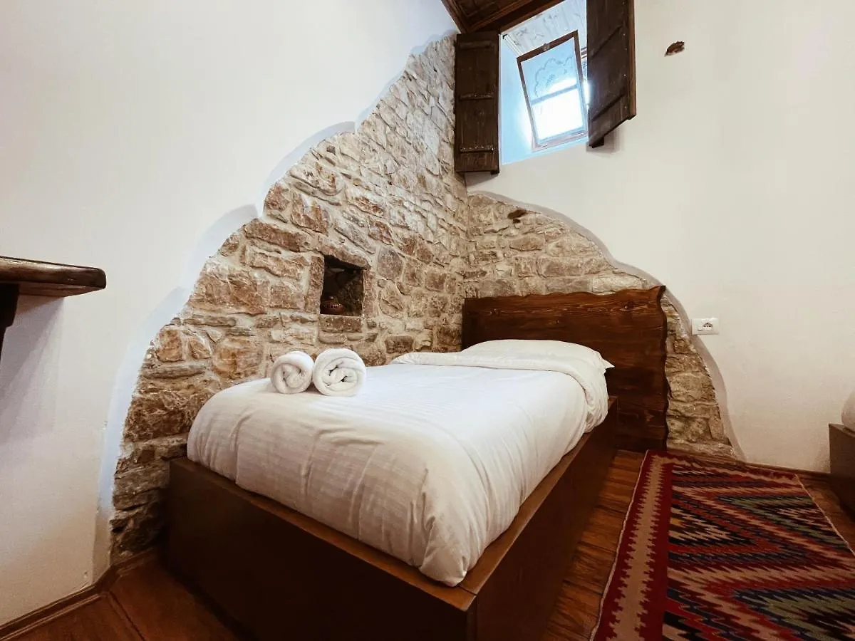 Hotel Tradita E Beratit